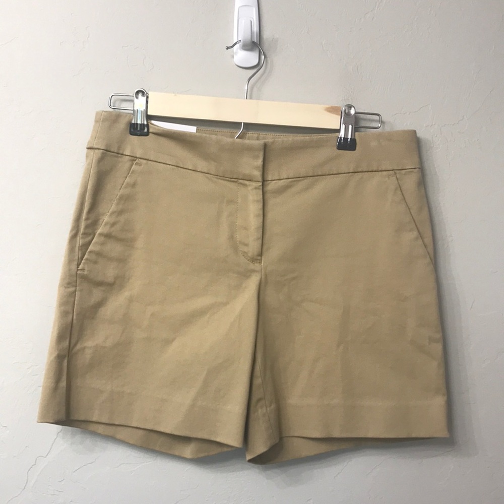 Loft the riviera short. Tan. Size 0. NWT